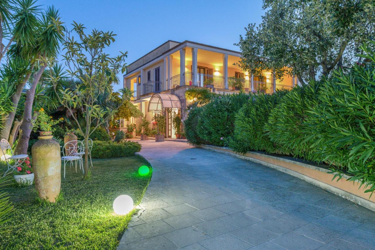Casalusa Home Casamassella Экстерьер фото