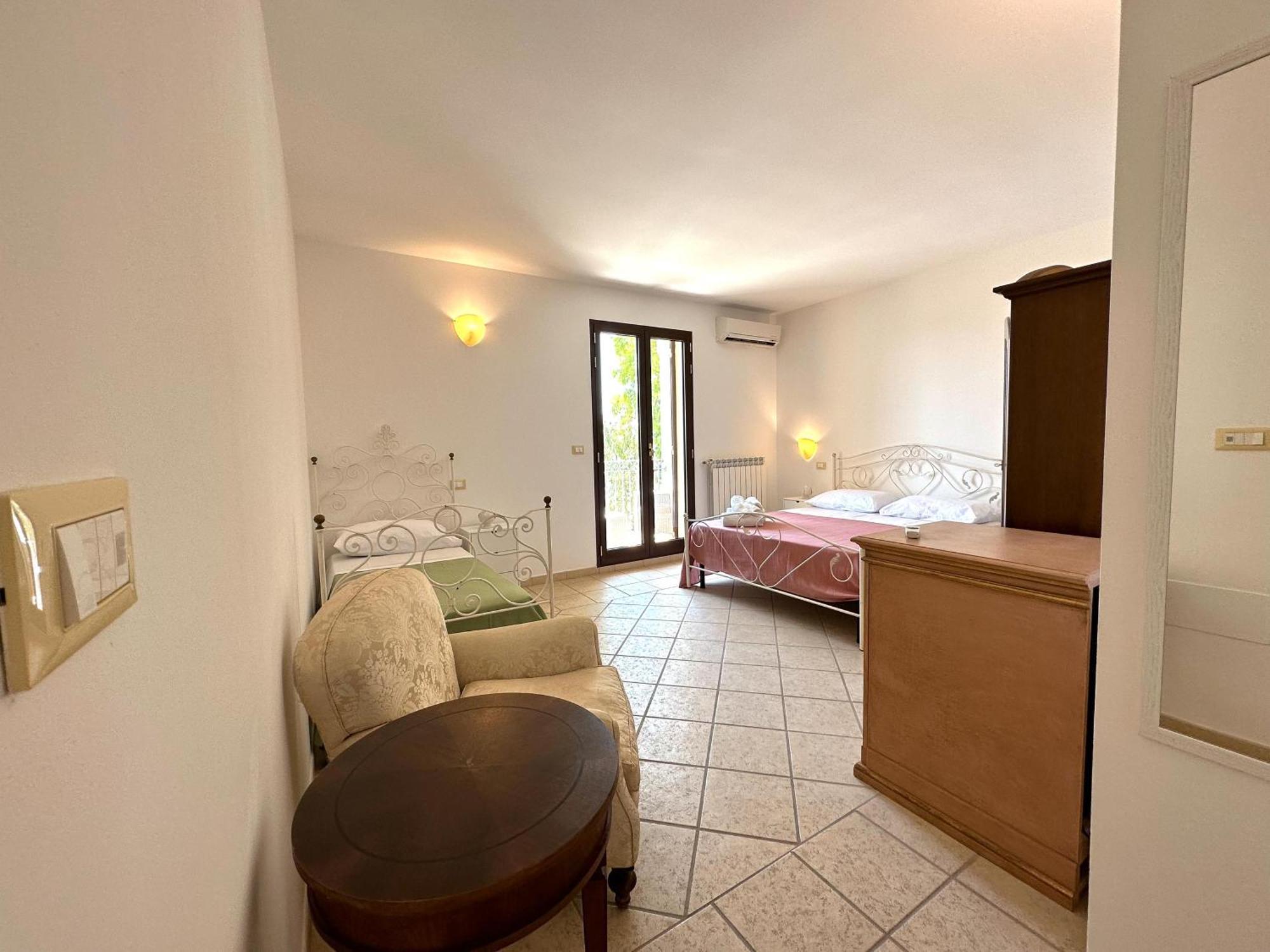 Casalusa Home Casamassella Экстерьер фото