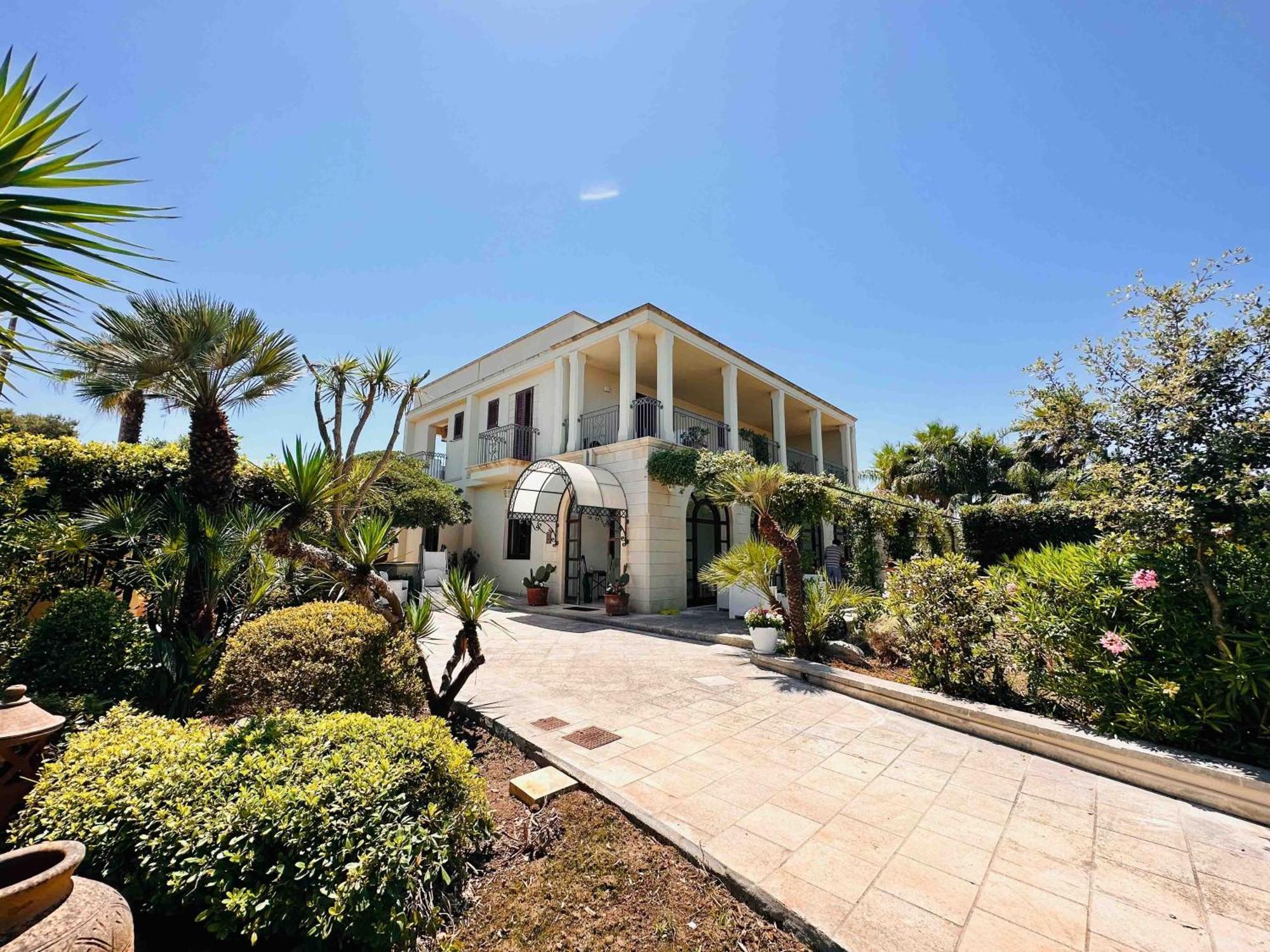Casalusa Home Casamassella Экстерьер фото
