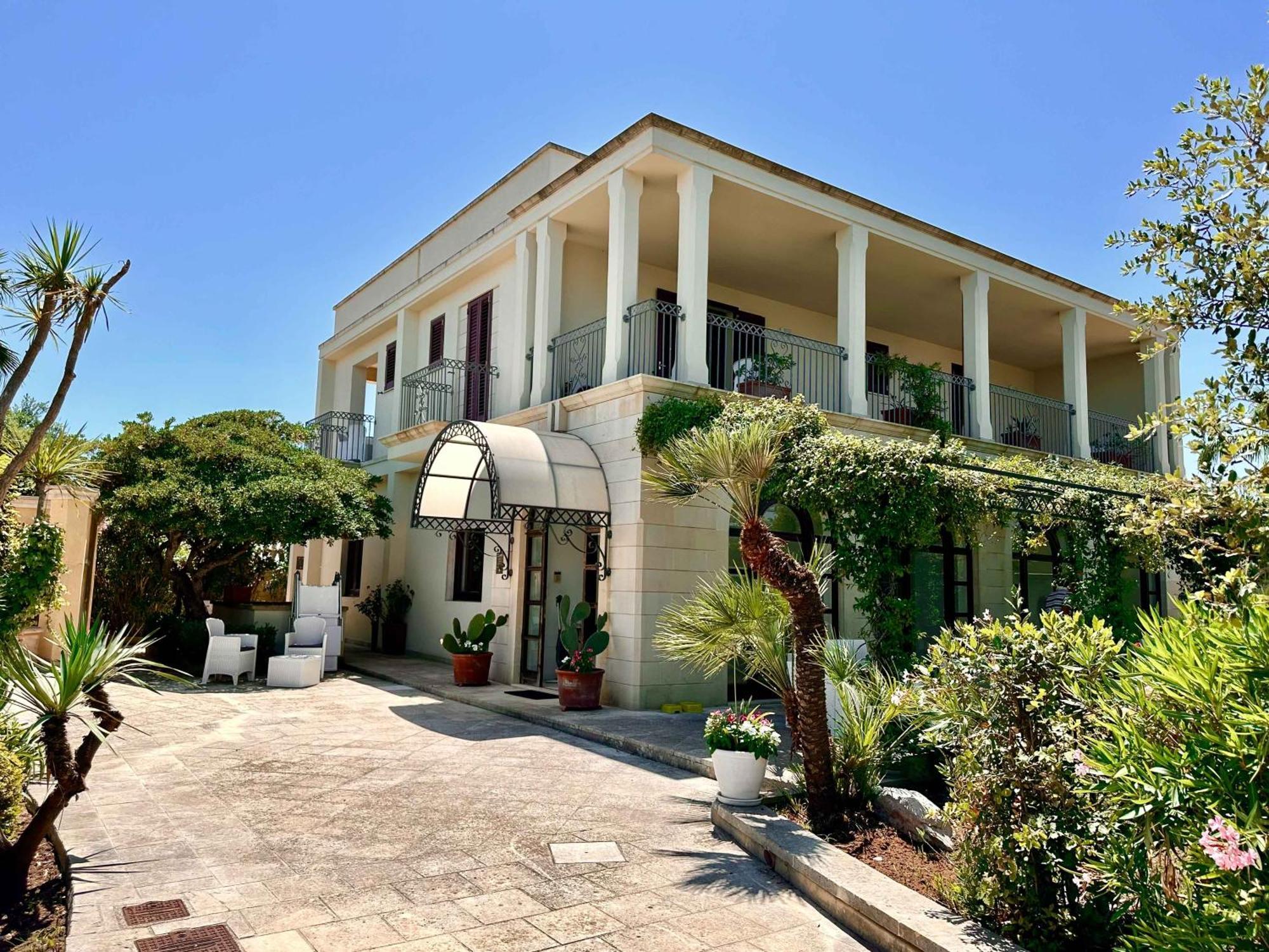 Casalusa Home Casamassella Экстерьер фото